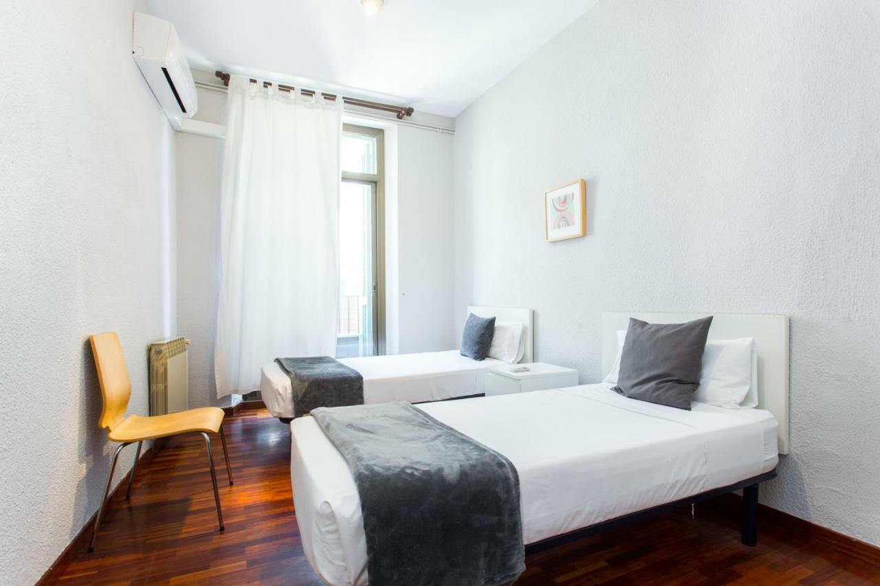 Friendly Rentals Rambla Flower Барселона Экстерьер фото